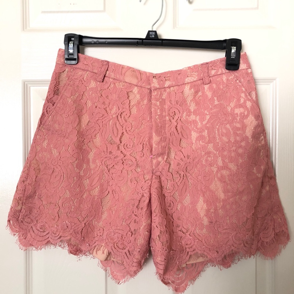 Short with lace